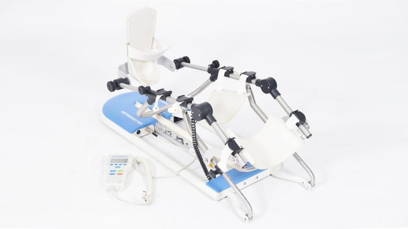 Szyna-CPM-do-cwiczen-biernych-stawu-biodrowego-i-kolanowego-Artromot-K1