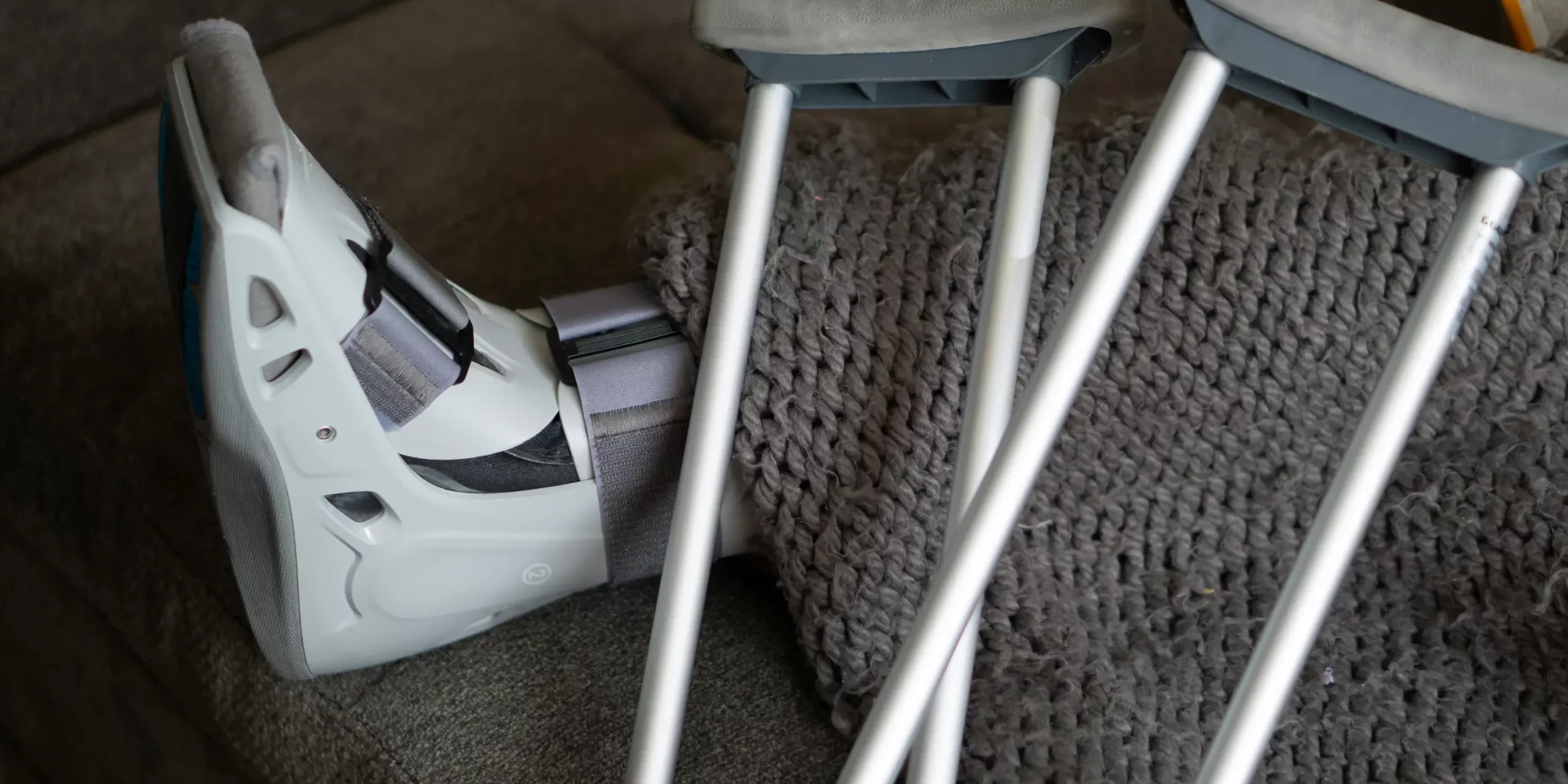 Kto może otrzymać dofinansowanie do sprzętu rehabilitacyjnego?